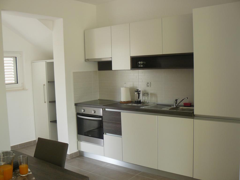 My Nest Accommodation Privlaka  Exteriér fotografie